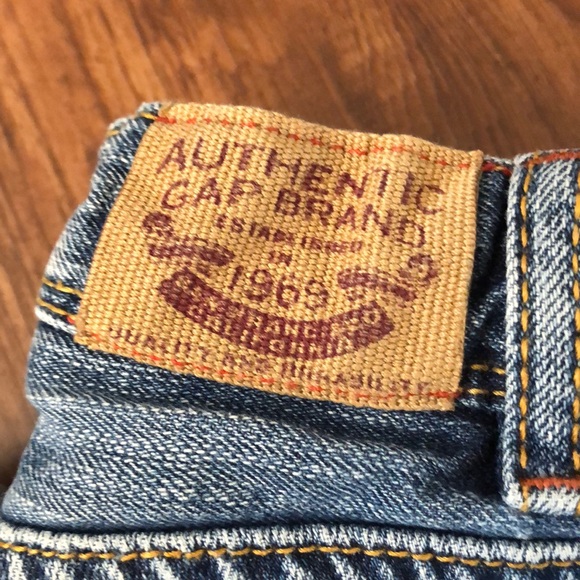GAP toddler 3 years jeans. Light wash. - Picture 2 of 5
